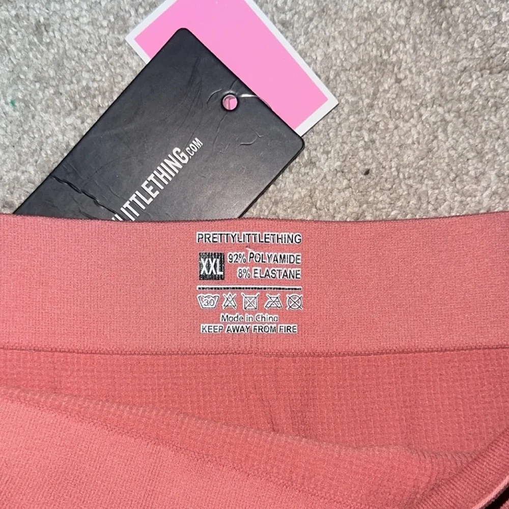 Women's Pink Skirt Set - Picture 3 of 6